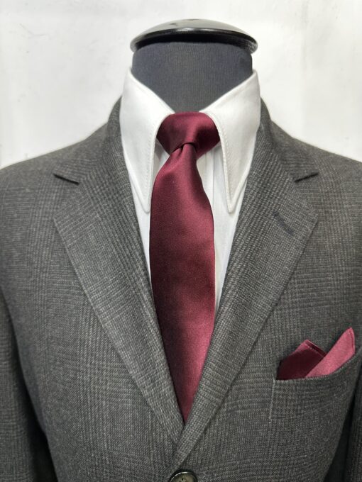 The Brown & Black Prince of Wales Kent Style 3 Button Suit - Image 2